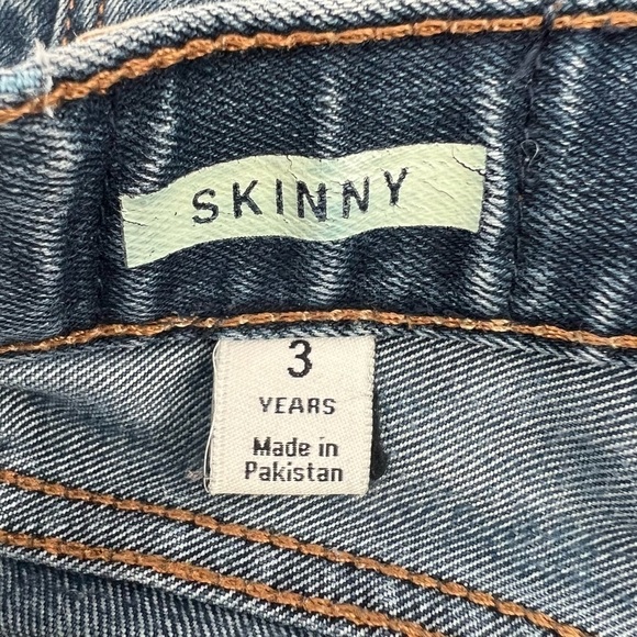 Gap Baby Skinny Distressed Jeans Size 3 Toddler Kids - Picture 4 of 5